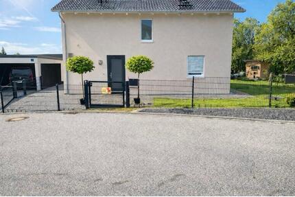 Einfamilienhaus mit Doppelgarage - Vilsbiburg