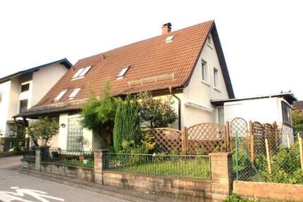 Haus zum Kaufen in Waldbronn 275.000,00 € 151 m²