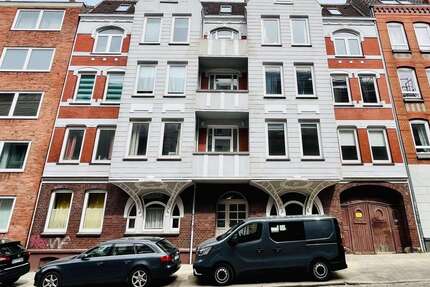 Haus zum Kaufen in Kiel 1.115.000,00 € 537 m²