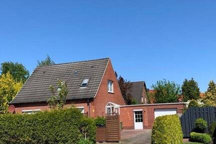 Gepflegtes Haus mit EBK und Garage in ruhiger Wohnlage! - Hage