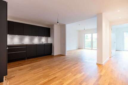 Wohnung zum Mieten in Berlin 2.793,00 € 114.22 m²