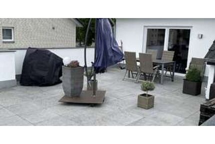 Moderne Wohnung mit 65 m² Dachterrasse – ideal für bis zu 3 Personen & WG-geeignet - Bielefeld