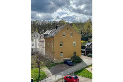 Haus zum Kaufen in Schwarzenberg 250.000,00 € 355.5 m²