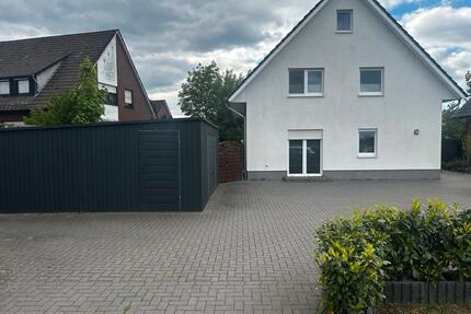 Wohnung zu Mieten - 910,00&nbsp;EUR Kaltmiete, ca.&nbsp; 99,00&nbsp;m&sup2; in Bramsche (PLZ: 49565)