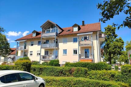 Lichtdurchflutete Wohnung mit Balkon und TG Stellplatz - Garching an der Alz