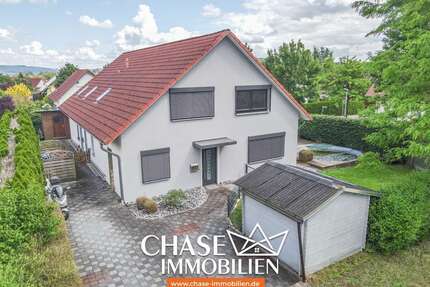 Haus zum Kaufen in Hameln Klein Berkel 379.000,00 € 210.95 m² - Hameln / Klein Berkel