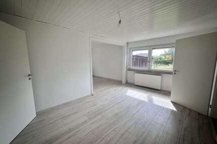 Haus zum Mieten in Lengede 1.150,00 € 116 m²