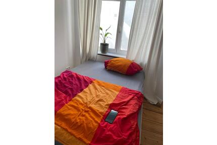 WG Zimmer in Charlottenburg - 450,00&nbsp;EUR Kaltmiete, ca.&nbsp; 130,00&nbsp;m&sup2; in Berlin (PLZ: 10587) Charlottenburg-Wilmersdorf