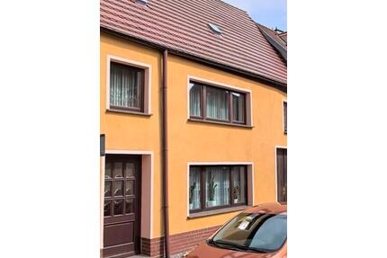 Haus mit Hof und Stellplatz zu vermieten - Röbel/Müritz
