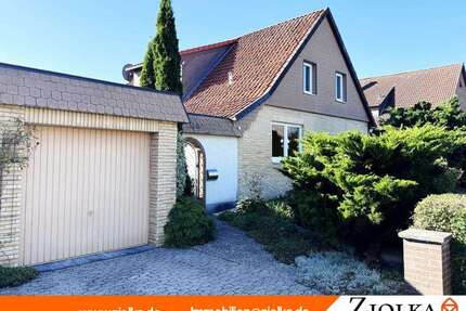 Haus zum Kaufen in Wolfenbüttel 235.000,00 € 142.78 m²