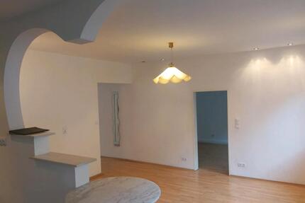 Teilmöblierte 3-Zimmer-Wohnung in Wiesbaden-Biebrich