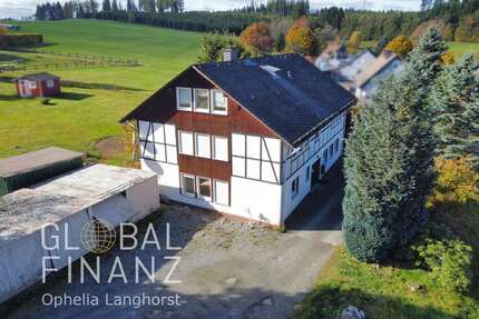 Haus zum Kaufen in Erndtebrück 329.000,00 € 186.82 m²