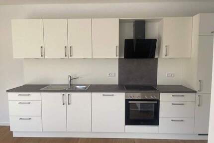 Exklusive Wohnung 2-Zimmer - 850,00&nbsp;EUR Kaltmiete, ca.&nbsp; 81,40&nbsp;m&sup2;&nbsp;Wohnfl&auml;che in Twistringen (PLZ: 27239)