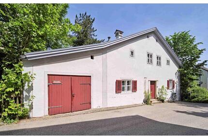 Haus denkmalgeschützt, in Eichstätt, guter Lage, zentral