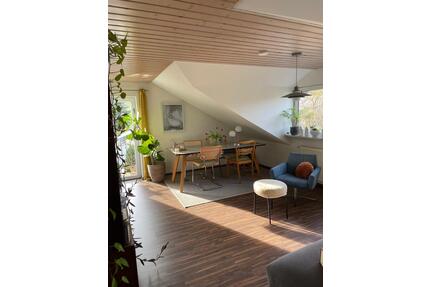 2 12 Zimmerwohnung in Berg zu vermieten