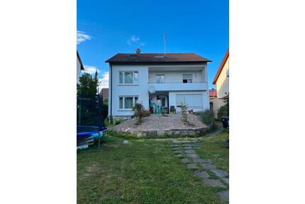 Haus 3-Familienhaus mit Doppelgarage Großem Garten - Backnang