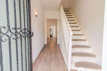 Haus zum Kaufen in Essen 325.000,00 € 121.41 m²