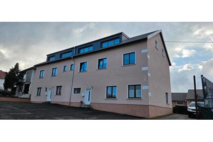 3,5 zimmer küche bad ca 100 qm - 590,00&nbsp;EUR Kaltmiete, ca.&nbsp; 100,00&nbsp;m&sup2; in Völklingen (PLZ: 66333)