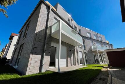 Helle 2 Zimmer Etagenwohnung, Neubau mit Balkon und Stellplatz - Neumünster Brachenfeld/Ruthenberg