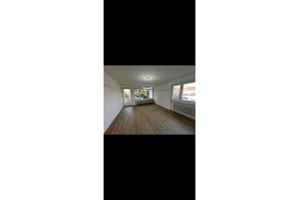 Schöne neu renovierte 2 Zimmer Wohnung in Schwenningen, Erstbezug - Villingen-Schwenningen