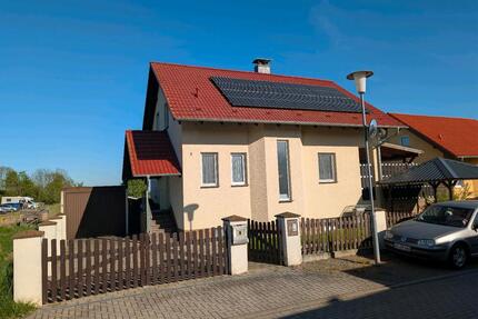 Einfamilienhaus in Oppin mit Partyraum PV-Anl. Wärmepumpe Sauna - Landsberg
