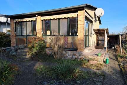 Haus zum Kaufen in Eisenhüttenstadt 25.000,00 € 48 m²