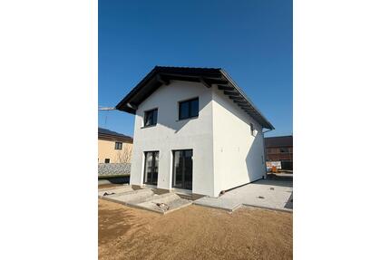 Gemütliches, modernes Einfamilienhaus - Neubau - provisionsfrei - Hengersberg