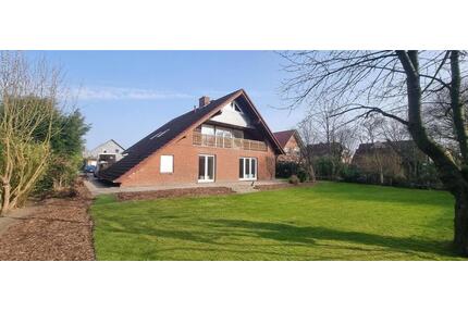 Großzügiges Haus (1998) | 240 m² WF | 911 m² GS | provisionsfrei - Leezen