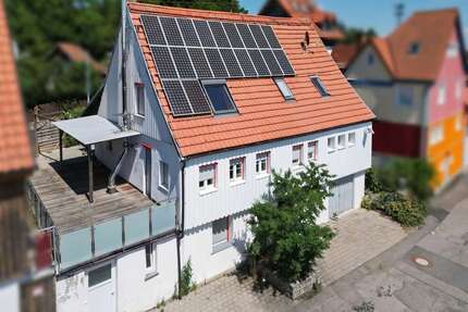 Haus zum Kaufen in Altensteig 198.000,00 € 190 m²