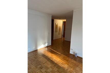 3 Zimmerwohnung zur Vermietung - 1.200,00&nbsp;EUR Kaltmiete, ca.&nbsp; 90,00&nbsp;m&sup2; in Fürth (PLZ: 90766) Eigenes Heim