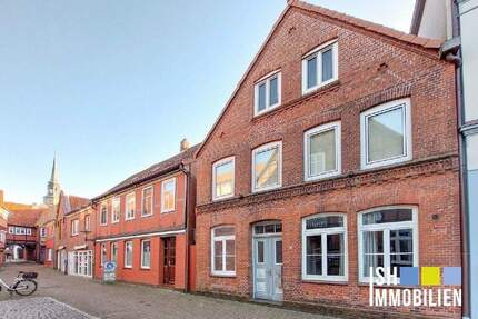 Schönes Mehrfamilienhaus inmitten der Innenstadt von Stade