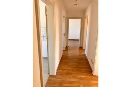 Schöne 3 Zimmer Wohnung mit Gartennutzung - Pirmasens Niedersimten