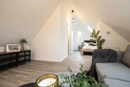 Modernes Wohnen: Vollmöblierte, komplett ausgestattete Dachgeschoss Wohnung zu vermieten - Tuttlingen