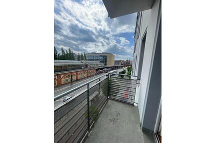 Schöne 2-Zimmer-Wohnung mit Balkon Nähe Warschauer Straße - Berlin Friedrichshain-Kreuzberg