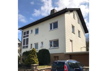 Haus mit Garage - 290.000,00&nbsp;EUR Kaufpreis, ca.&nbsp; 199,00&nbsp;m&sup2; in Weilmünster (PLZ: 35789)
