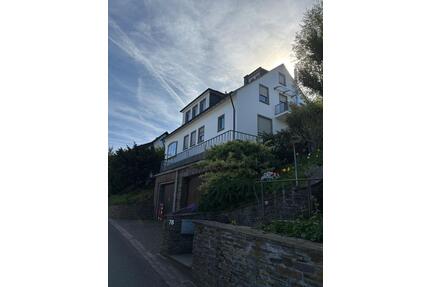VILLA mit traumhaftem Ausblick auf die Berge von Cochem