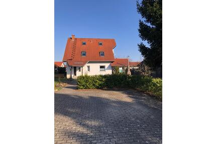 Haus am See zu vermieten - 1.500,00&nbsp;EUR Kaltmiete, ca.&nbsp; 120,00&nbsp;m&sup2; in Senftenberg (PLZ: 01968)