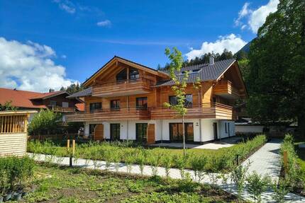 Exklusive Obergeschosswohnung mit Weitblick – Stilvoll Wohnen in ruhiger Lage - Garmisch-Partenkirchen