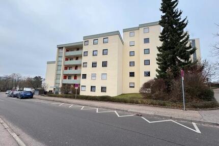 Renovierte 3-Zimmerwohnung mit TG-Stellplatz - Ditzingen