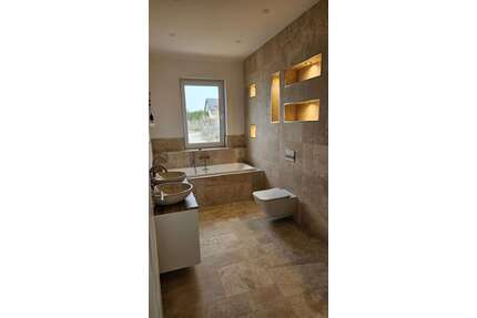 Haus zum Mieten in Zossen 2.225,00 € 131 m²