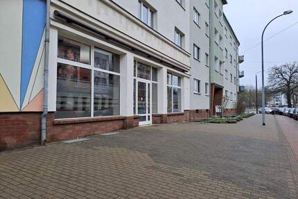 2-Raum-Wohnung mit Balkon - 348,00&nbsp;EUR Kaltmiete, ca.&nbsp; 55,20&nbsp;m&sup2;&nbsp;Wohnfl&auml;che in Brandenburg an der Havel (PLZ: 14770) Altstadt