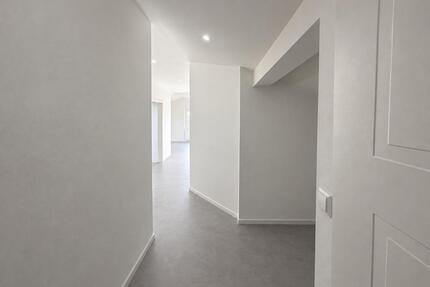 Moderne 3-Zimmerwohnung - neu ausgebaut & zentral gelegen - Vöhringen