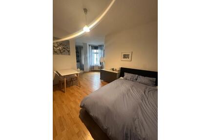 Studio appartement sublet Schillerkiez 01.6.-01.08 - Berlin Neukölln