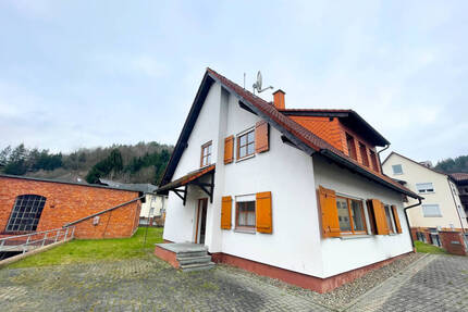 Gepflegtes Zweifamilienhaus in Rödental zu verkaufen! - Rödental / Mittelberg