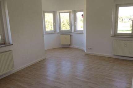 Wohnung zum Mieten in Plauen 325,00 € 72.76 m²