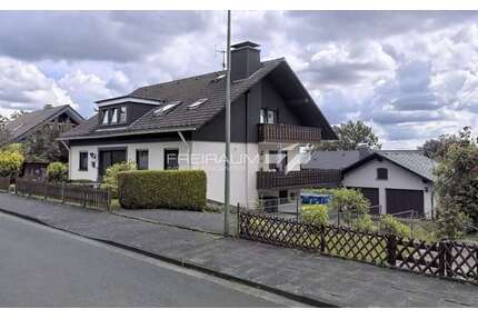 Haus zum Kaufen in Siegen 440.000,00 € 241 m²