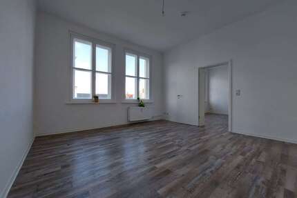 Wohnung zum Mieten in Magdeburg 602,49 € 86.07 m²