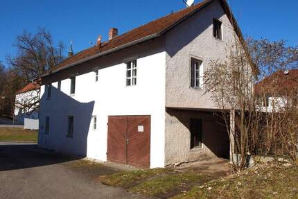 Einzigartiges Grundstück mit Altbestand mitten im Ortskern - Eching - Kronwinkl