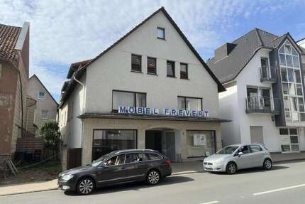 Haus zum Kaufen in Bad Pyrmont 269.500,00 € 295 m²