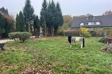 Positiver Bauvorbescheid - Schönes und ruhig gelegenes Baugrundstück in Hoisdorf